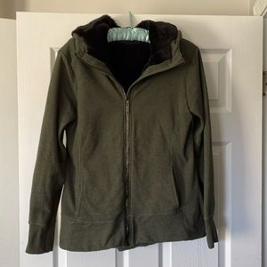 Women’s Eddie Bauer fur lined hoodie size L
